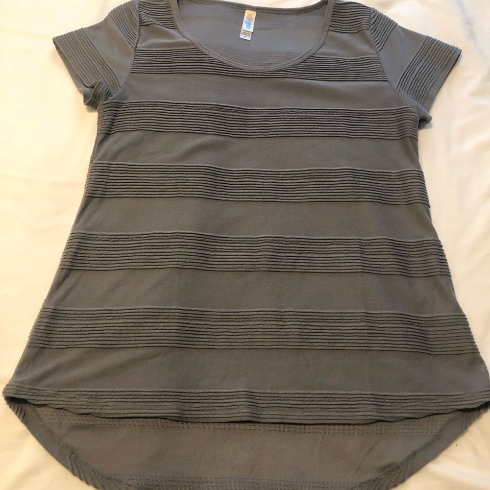 LuLaRoe Grey Puntuck Classic Tee